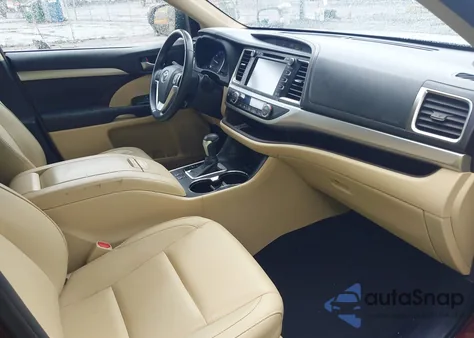 2016 Toyota Highlander Xle V6 from USA, damaged, VIN 5TDJKRFH8GS277292